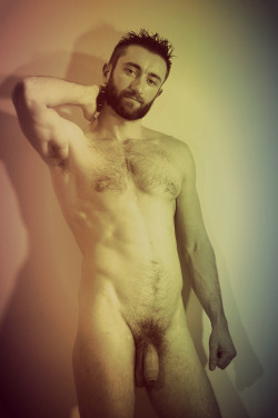 cuddlyuk-gay:  I generally reblog pics of guys with varying degrees of hair, if you want to check out some of the others, go to: http://cuddlyuk-gay.tumblr.com