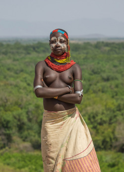   Ethiopian woman, by Stephan Haecker.  