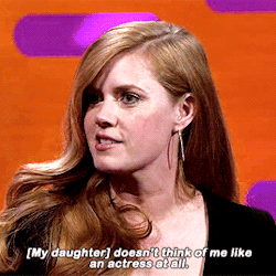 wade-wilsons:  Amy Adam’s 6 year-old daughter only sees her as a mom, not an actress. 