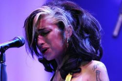 empathyisthepoormanscocain:  vaspour:   Amy Winehouse  i miss u happy birthday  Baby  ❤️❤️❤️❤️