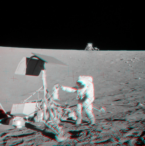 just&ndash;space:Apollo 12 and Surveyor 3 Stereo View : Put on your red/blue glasses and gaze across the western Ocean of Storms on the surface of the Moon. The 3D view features Apollo 12 astronaut Pete Conrad visiting the Surveyor 3 spacecraft 50 years