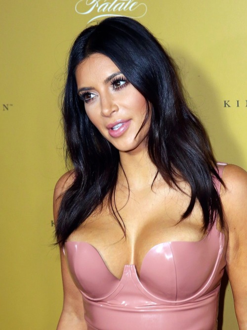 Kim kardashian latex dress