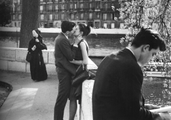 dominantpleasures:  One day, My princess, we will walk along La Seine in Paris for a whole afternoon and well into the night, and stop to kiss all along the way…    
