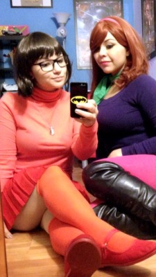 kisstini:  This needs to happen again soon! Me as Velma and marsicistic.tumblr.com as Daphne!