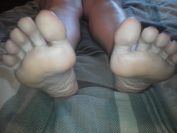 toered:  toered:  What would you do with these?  Please share these feet and would appreciate a small donation  have a PayPal donate button on my header  thank you very much. My wife needs some foot jewelry and a pedi