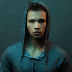 meatbicyclevevo:  a-rebellious-free-spirit:  meatbicyclevevo:  WHY DOES NATHAN KRESS LOOK LIKE THIS WHAT THE FUCK FREDDY YOU ARENT SUPPOSED TO BE HOT  umm…..what the what?  RIGHT