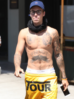 biebermilk:  ‪Justin has Biebercum on his shorts 💦💦💦💦💦🍆😍😍😍😍 #Biebercum #jerry# #bieberconda #JustinBieber ‬