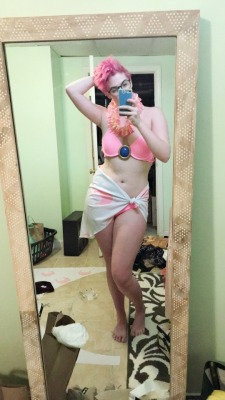 Posted on discord and twitter already, but here’s my swimsuit for princess peach from Mario odyssey!