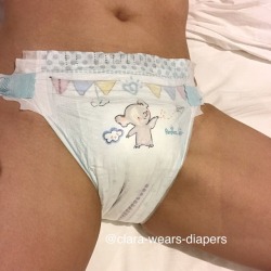 clara-wears-diapers:  First time wearing Pampers but it ripped off pretty quick… Had to double up then 😈
