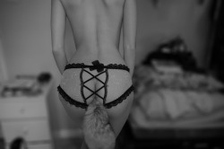 sirsgoodlittlekitten:  geekydominant:  Gorgeous. In the rare moments that my puppy would be wearing panties, they’d certainly have to be cage panties like this so she could still wear her tail comfortably!  I want these! I WANT these! I WANT THESE!!!!
