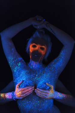 forgot to post these bad bois on tumblr!my hair dye glows in UV light, which is pretty cool to know!one of my favorite images in all of pop culture is Janet Jackson with her arms up over her head and her husband holding her boobs from behind her. I asked