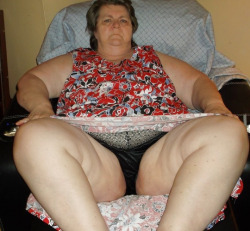 Peeking under this grannyâ€™s skirt is quite a site! Massive old pussy still in her underwear until some lucky young stud gets to pull her panties down and go to town on that gorgeous cunt!Meet your sexy old bbw lover here!