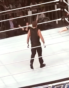 ambrose-addiction-overload-deac:  Dean Ambrose doing push ups. WWE in Taipei,Taiwan.   Can I just be under this man?!!