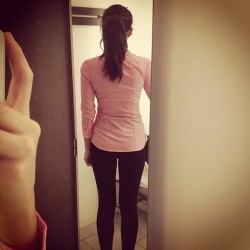 italiaebella:  for some reason Iâ€™m really fascinated with what I look like from the back #me #self #girl #back #strange #changingroom
