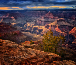 Somewhere between Yavapai and Mather Point on Flickr. From a recent trip to Arizona -jerrysEYES