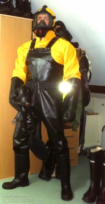 hazrob11:  Chest Waders from the Web 3407HOT!! 