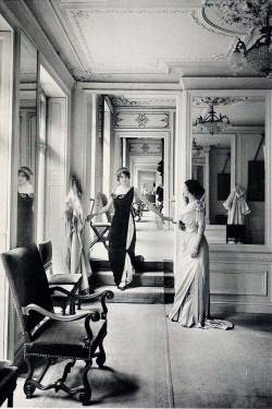 sydneyflapper:  House of Worth salon,  Créateurs de la Mode  (1910) by  Roger-Milès  