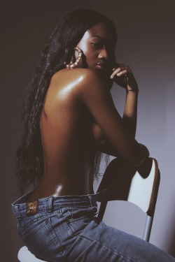 blackfashion:  DonMonique 19 NYC http://don-monique.tumblr.com/ Photography by: Sidney Etienne