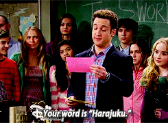 cum-fraiche:  chocolateist:  lexsfosters: Girl meets world addresses Cultural appropriation  I need to watch this show.  oooommmmgggggggg 