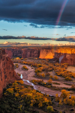 l0stship:  Canyon de Chelly Rainbow by Guy Schmickle *source* 