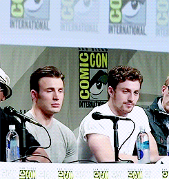 john-boyega:  Chris Evans and Aaron Taylor-Johnson cracking each other up during Avengers: Age of Ultron panel 