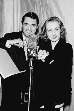  Cary Grant and Carol Lombard on NBC radio, 1939  