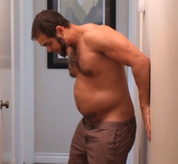 lyricmpreg:  film911sales released another mpreg video recently with this actor and I thought I would take a minute to review it. I have to say, his belly is pretty damn huge! The acting and dialogue is a little distracting but definitely worth seeing