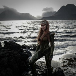 henrycavillnews:  👌🏻 “IGN: We have your very first look at Amber Heard as Mera, queen of Atlantis and wife of Aquaman, in #JusticeLeague” ➡️ concept art and more in the link go.ign.com/748ad6v