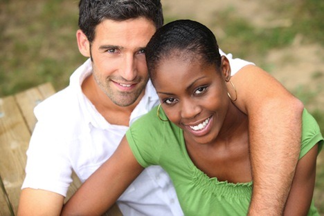 Interracial dating über 50