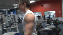 romy7:Ryan Nelson Must be arms day…