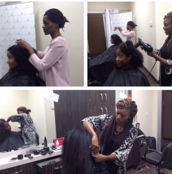 dynastylnoire:heyfranhey:  New Salon Chain Will Offer ๑ Quick Services For NaturalsBlack Girl Long Hair writes:Naturals have a testy relationship with black salons. It seems that if they’re not overcharging us, then they’re providing poor service,