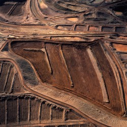 mpdrolet:Ray Arizona 4, 1989 from The Mining ProjectDavid Maisel