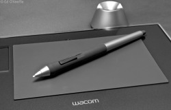 pootles:  GIVEAWAY for christmas i got a brand new tablet sooooO i thought i’d do a giveaway for my old one its a wacom intuos3 ptz-630.  it does have a few scratches on the drawing pad, but nothing detrimental and nothing that really causes any issues