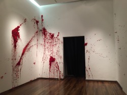 mrs-homicide:  wolfdressedlikeafox:  mrs-homicide  holy fuck this is gorgeous. i kinda want to do this in my new apartment. 