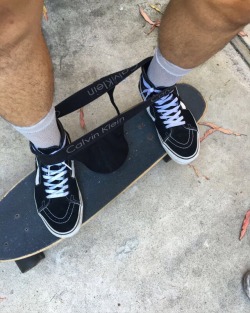 oh fuck yeah, thong skater!2017, year of the thong