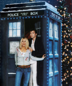 doctorandroseinatardis:  Christmas Invasion - poster. Oh, how I miss the Doctor and Rose.