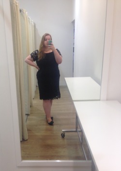 bodypositivewomen:  I bought a lovely dress today, I thought I couldn’t pull it off because it’s an ‘Off the shoulder’ (even though that can’t be seen very well in this photo)  I absolutely love this 💕  19 &amp; Aussie @rosie-writer