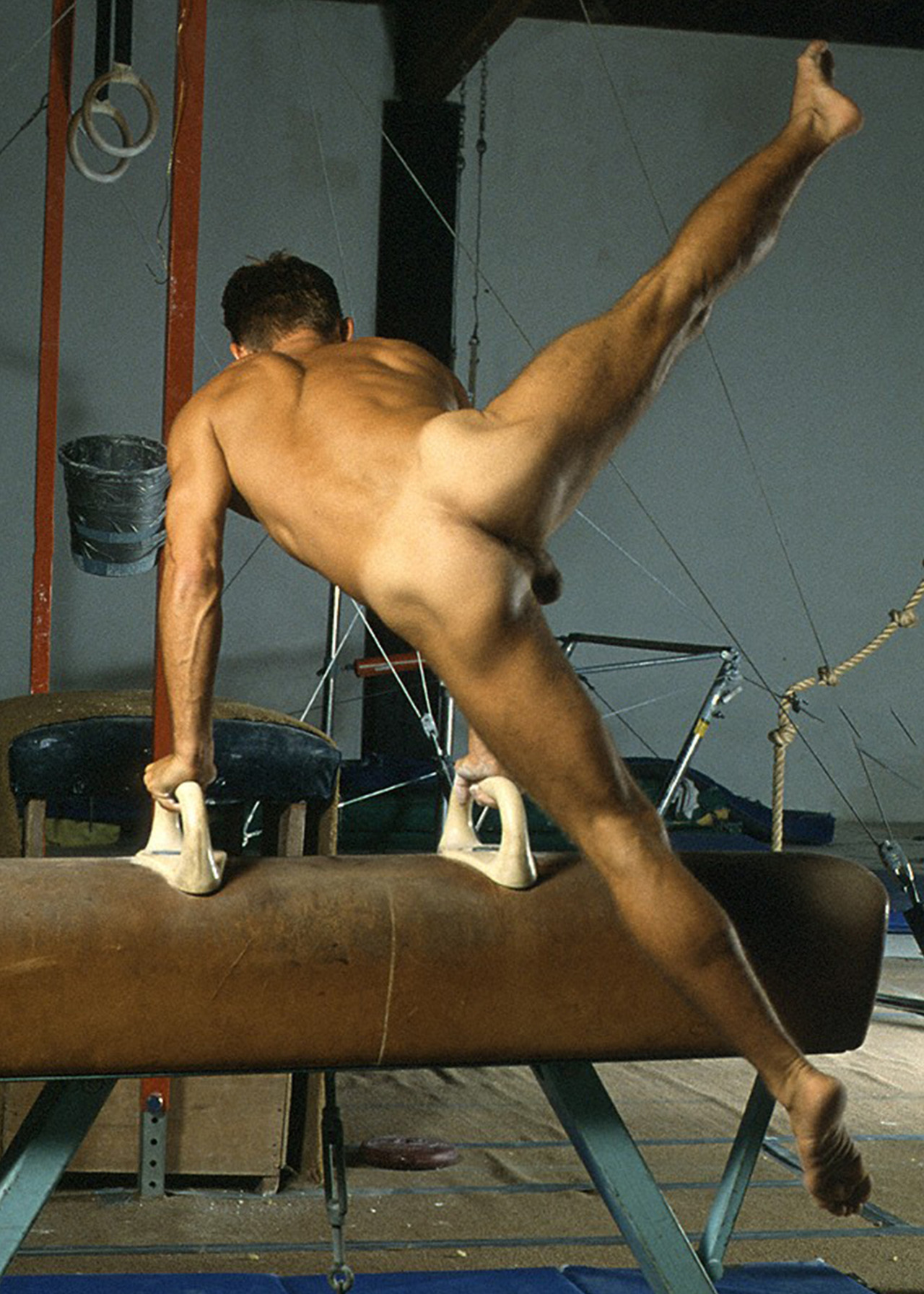 Гимнасты мужчины голые фото