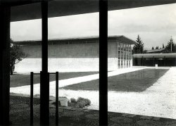 germanpostwarmodern:  Gymnasium (1951) in Aix-en-Provence, France, by Fernand Pouillon 