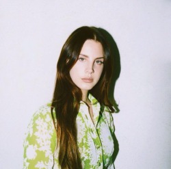 Lana Del Rey Visual Aesthetics 🍒