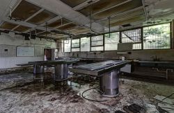odditiesoflife:  Amazing Abandoned Places Urban explorer, Odin’s Raven, captures some of America and Europe’s most beautifully haunting abandoned places. The above photos are just a few examples of hundreds of stunning photographs in the collection: