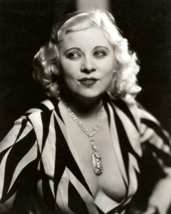 bellalagosa:  Mae West in, “Klondike Annie” (1936)