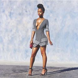 blackfashionstars:    Madison Calley     Black Fashion Stars    