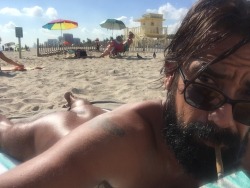 Smokin some kush at nude beach ðŸ˜™ðŸ‘ŒðŸ¼ http://imrockhard4u.tumblr.com