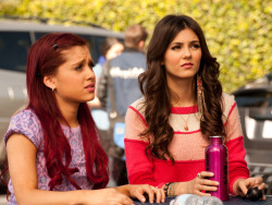 freppuccino:  this was my show before “Sam and Cat” came on c: 