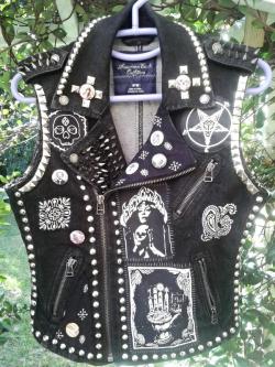 bloodyqueefs:I finally finished the occult/nature themed vest. It’s for sale. If you have any questions and would like more detailed pictures, msg me!This is the first kutte I ever made greatly inspired by dielukedie. Theirs are still way better and