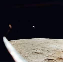 space-pics: Earthrise as seen by the crew of Apollo 15. 1971. [1212 x 1185]