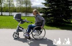 denyandfollow:   morganoperandi:  allthebeautifulthings9828:  Guys, look. They finally made a baby stroller for wheelchair-bound mothers. This is so important.  My wife is a physical therapist.  She started tearing up when I showed this to her.  I love