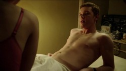 boycaps:  Cameron Monaghan shirtless in the American version of “Shameless” 