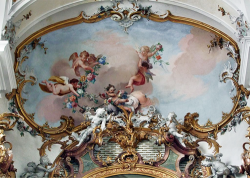 arrests:   Baroque frescos in Basilika Ottobeuren 